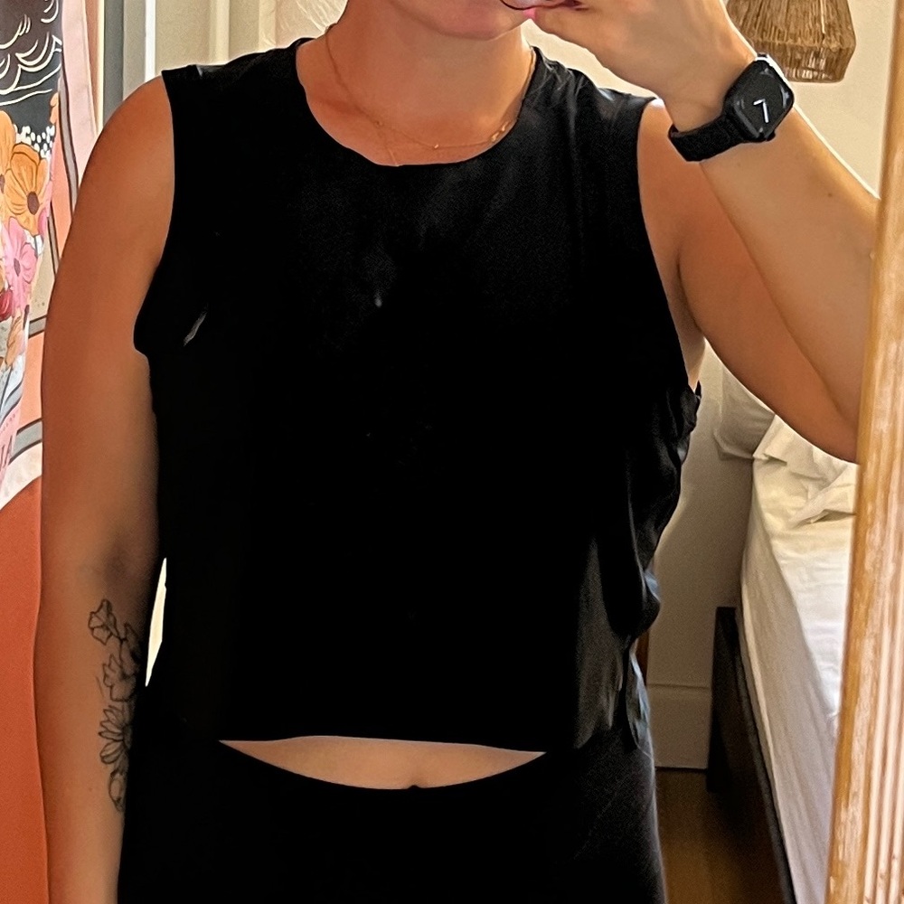 Lululemon Athletica Running Black Crop Top